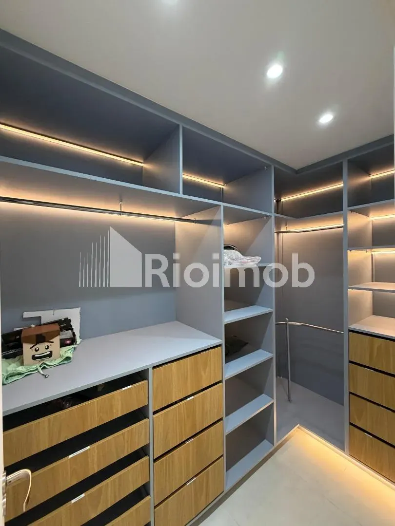 5-bedroom house with a bathtub in Rio de Janeiro — photo 40