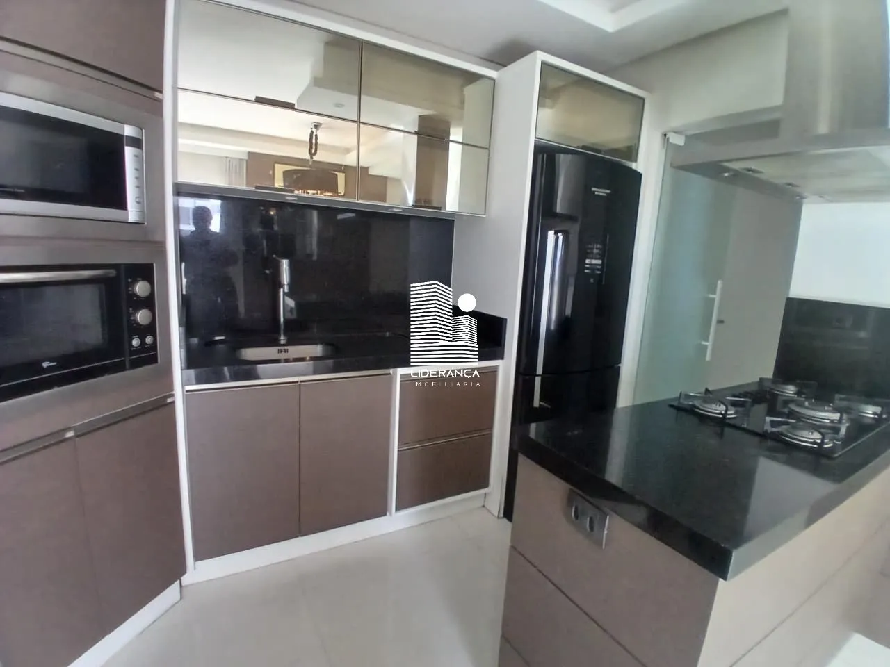 Apartamento mobiliado de 142 m² com 3 quartos e varanda — photo 15