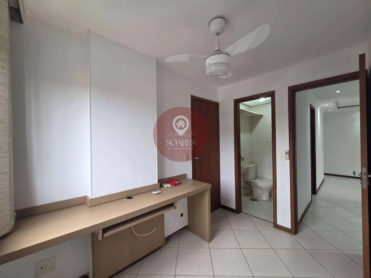 3-bedroom apartment with a home office — photo 4