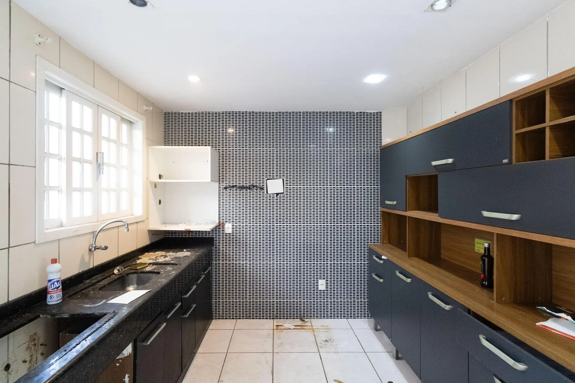 2-bedroom house with 2 bathrooms and 1 parking space — photo 12