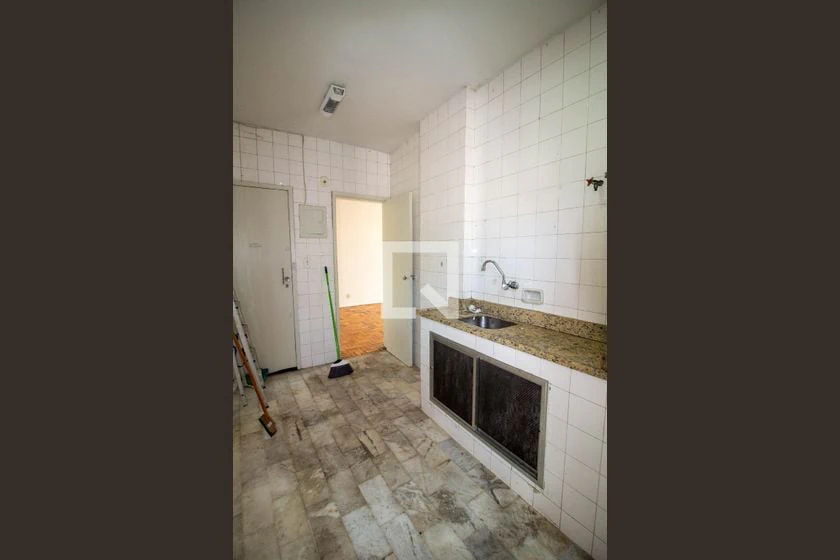 Apartment, 85 m², with wood or laminate floors — photo 30