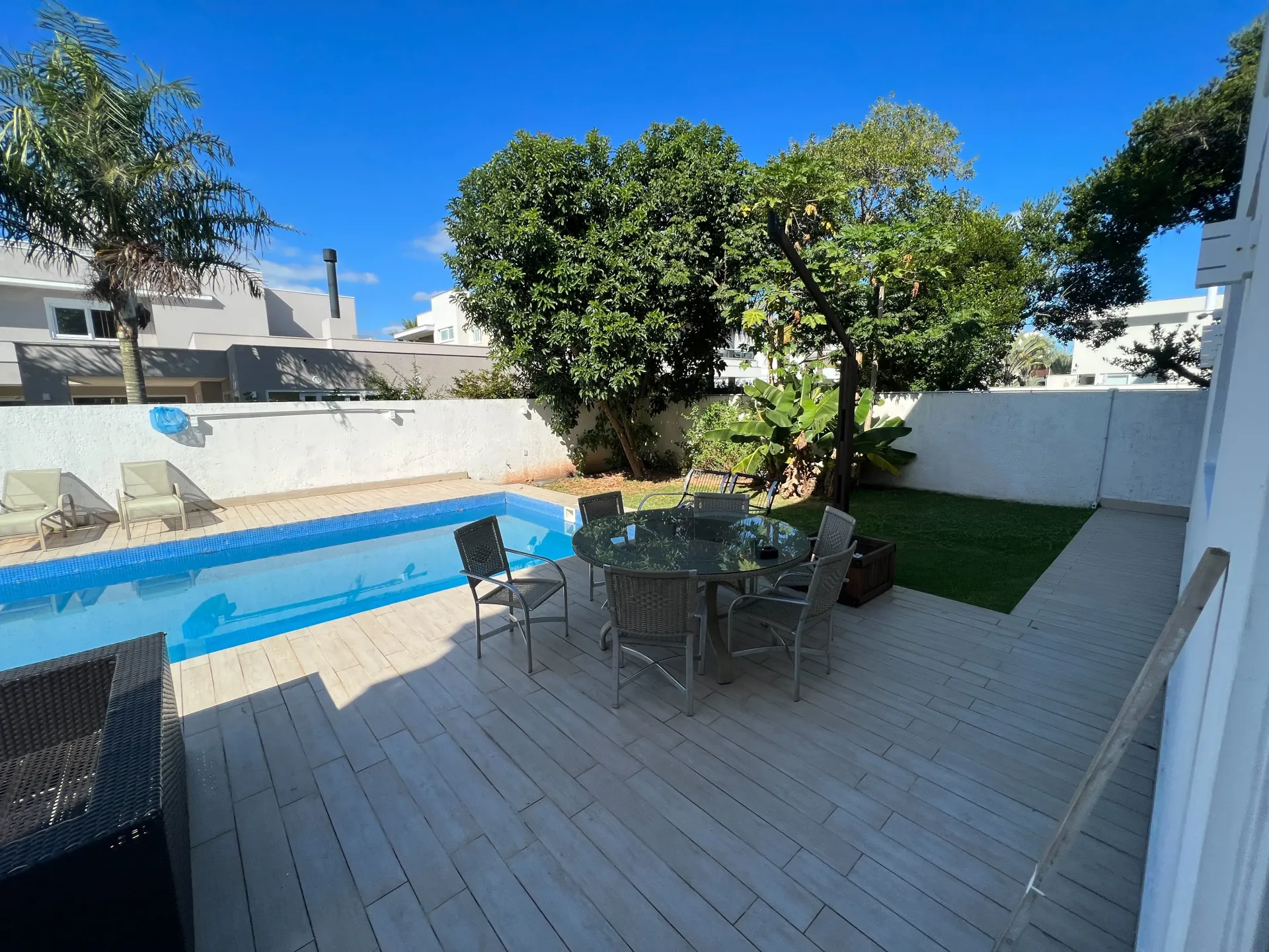 Casa con 4 suites, 6 baños y piscina al aire libre — photo 6