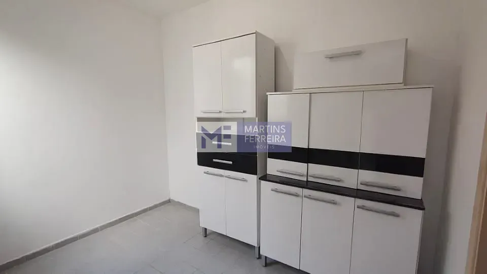 Apartment with 3 bedrooms and shared BBQ space — photo 17