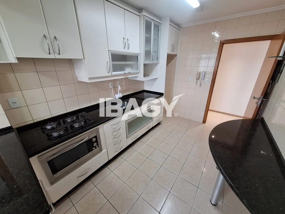 3-bedroom apartment with 3 bathrooms and 129 m² — photo 8