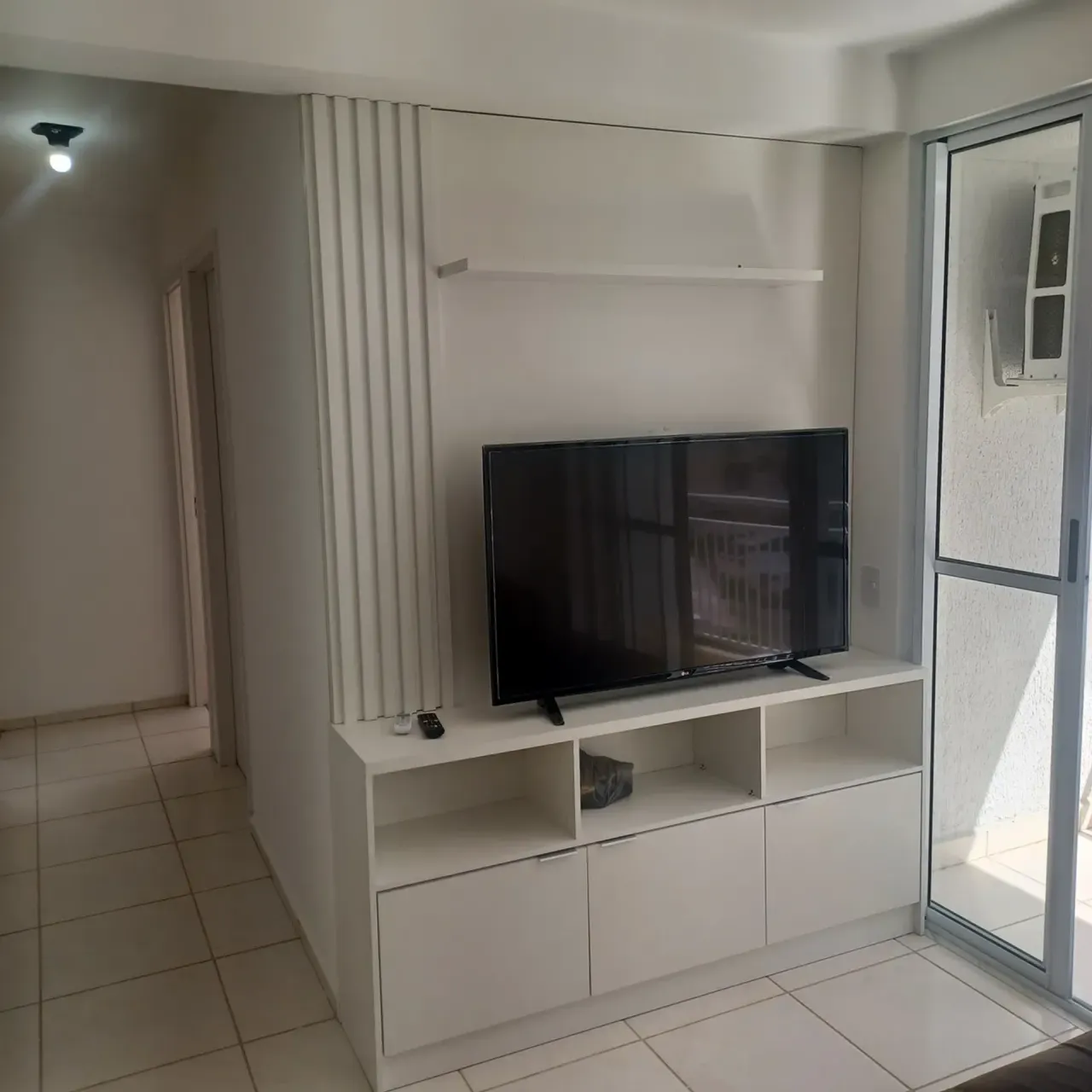 Apartamento sem mobília com 3 quartos e 2 banheiros — photo 2