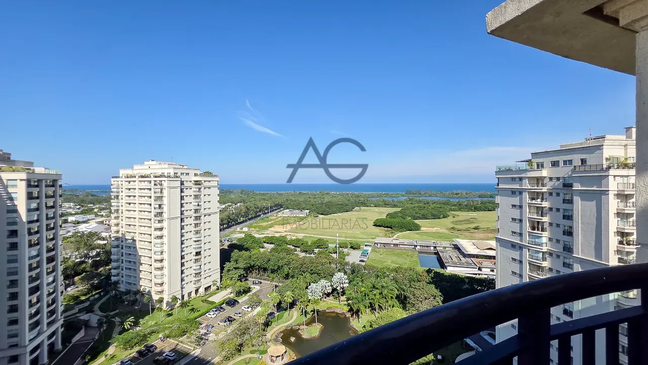 Duplex penthouse with 1 bedroom and open views — photo 48