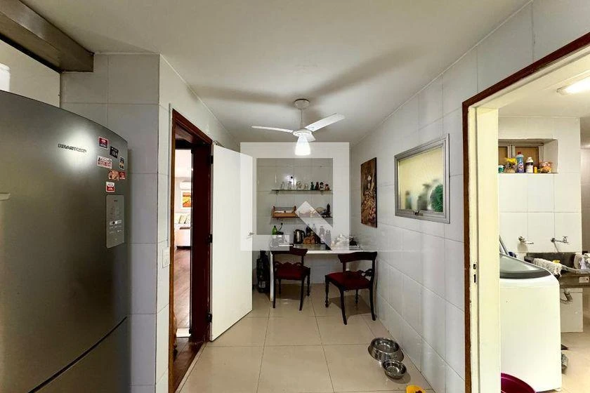 Apartamento mobiliado de 300 m² com 4 suítes e cozinha a gás — photo 11