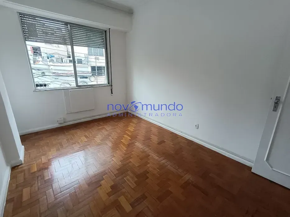Unfurnished 2-bedroom apartment with 2 bathrooms — photo 11