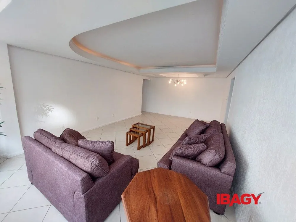 3-bedroom apartment with a separate gas kitchen — photo 14