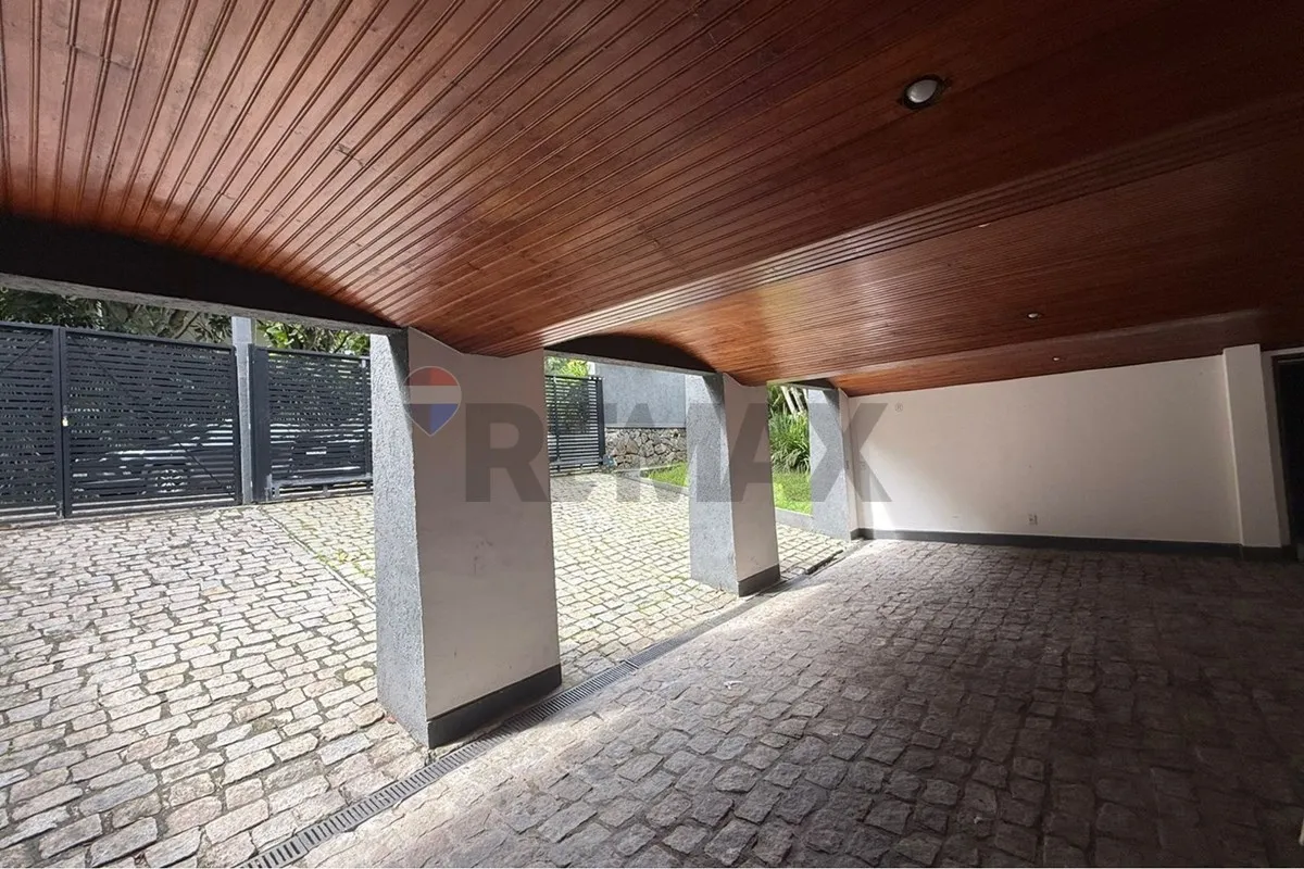 Casa de 580 m² con 5 dormitorios y 6 plazas — photo 56