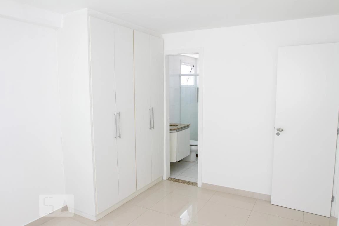 Rental apartment with 3 bedrooms, 1 en-suite and 188 m² — photo 30