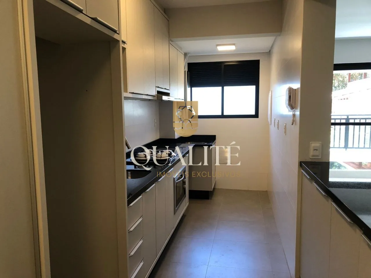 Furnished 3-bedroom apartment with 123 m² and parking — photo 8