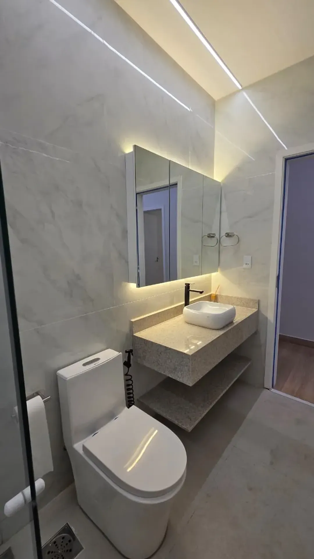 Furnished house, 200 m², with a bathtub — photo 17