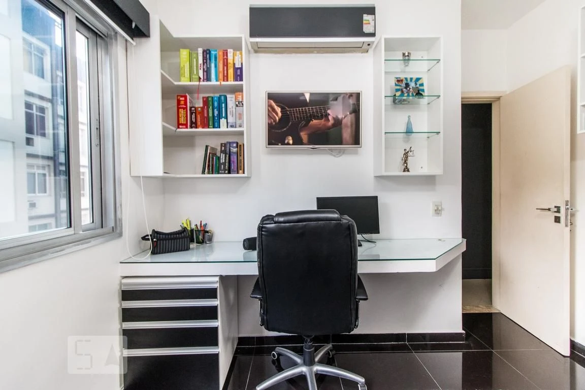 2-bedroom apartment with a home office in Rio de Janeiro — photo 25