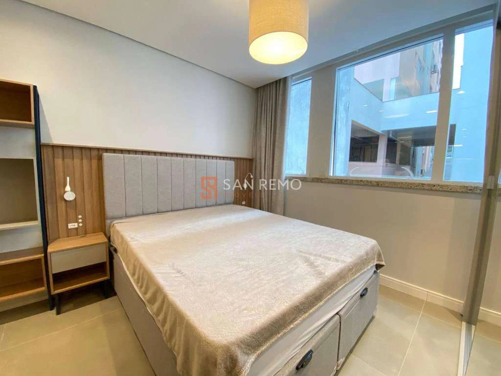 1-bedroom apartment with an open-plan kitchen — photo 5