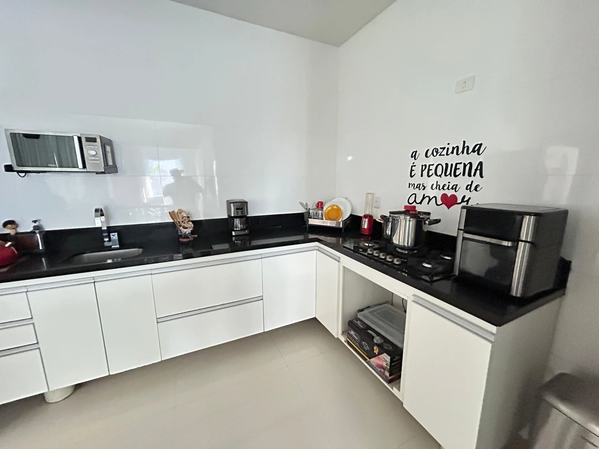 Будинок із 3 спальнями та садом — photo 2