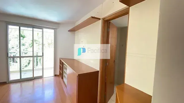 Apartment with a separate kitchen, 3 bedrooms and 3 baths — photo 21