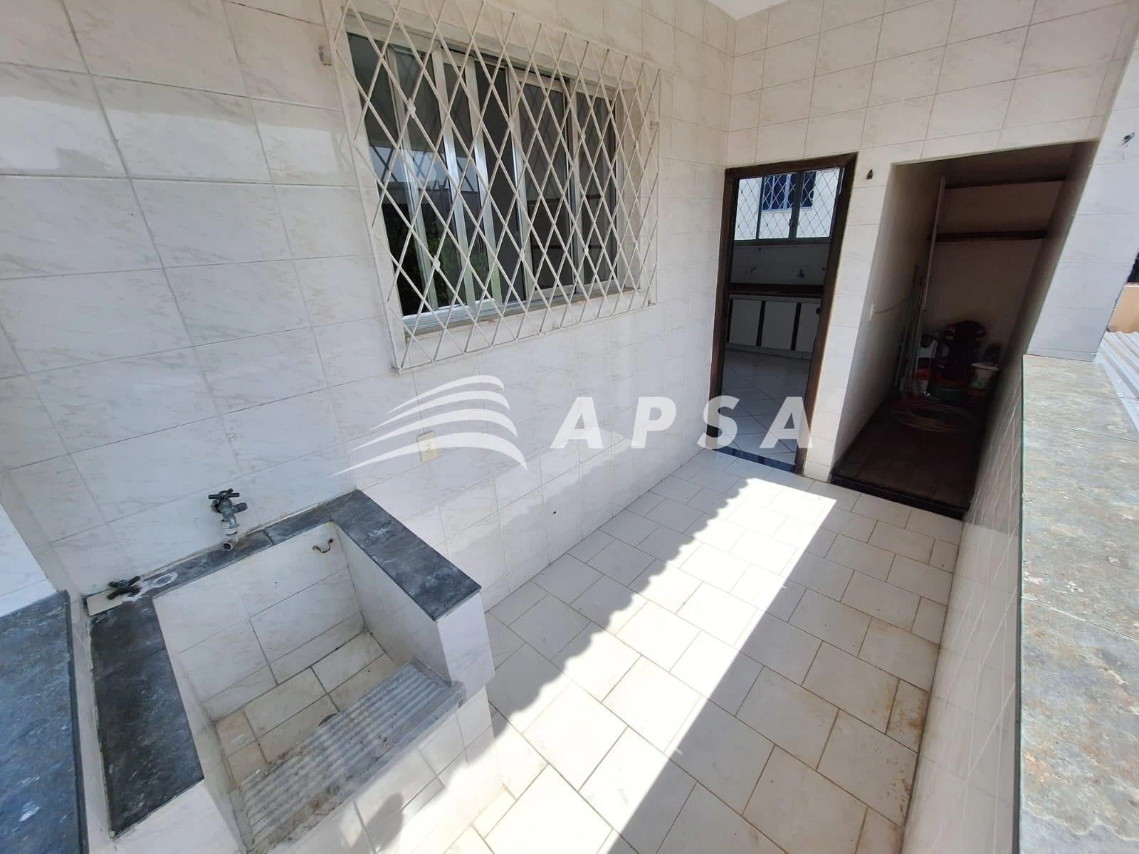 Home office in a 3-bedroom house, 155 m² — photo 25