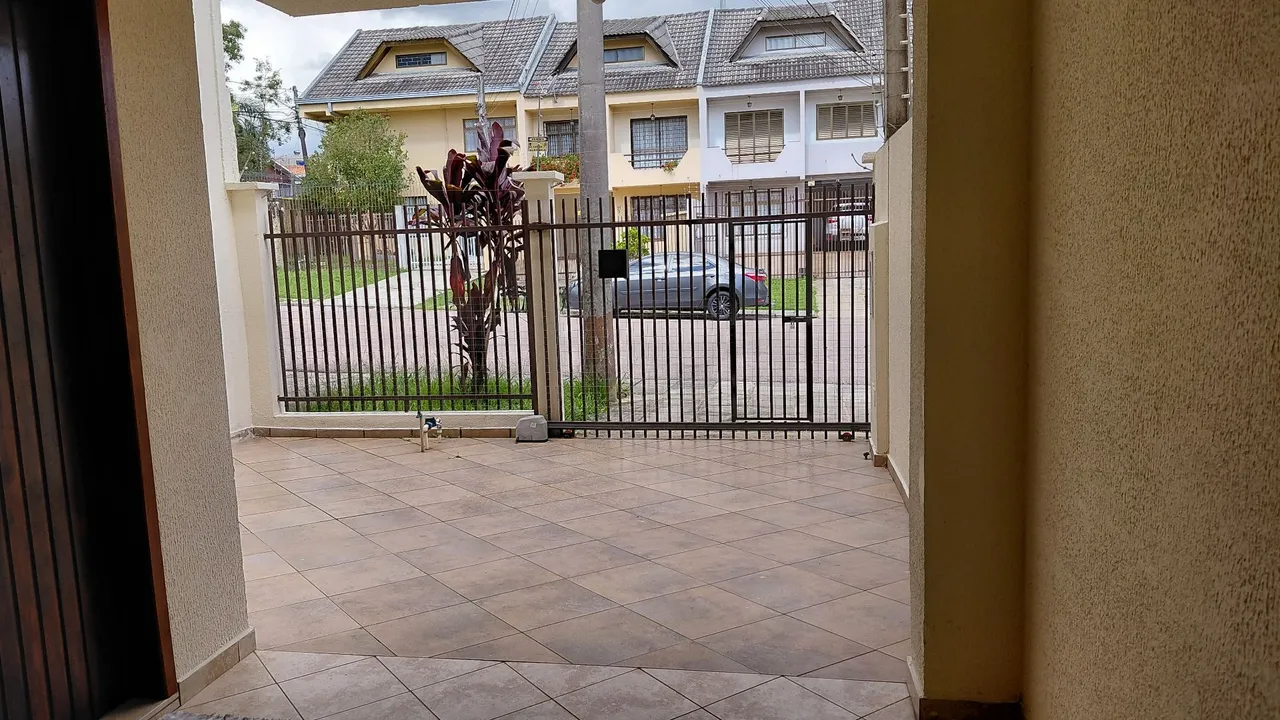 3-bedroom, 159 m² house in Curitiba — photo 11