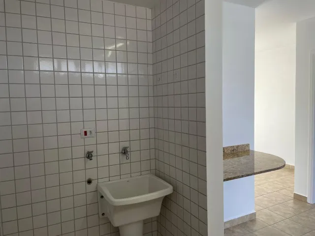 1-bedroom apartment with parking and balcony — photo 8