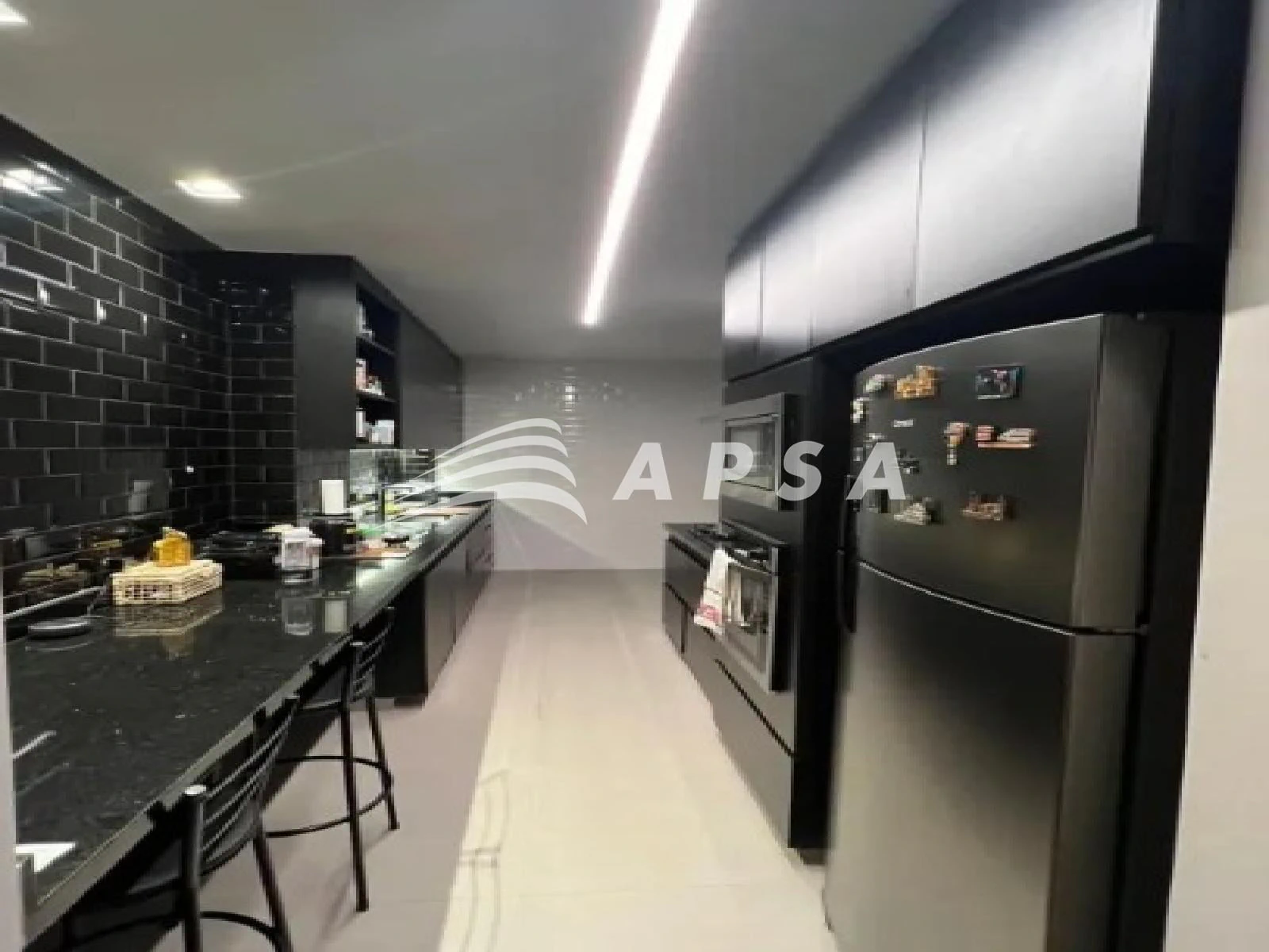 Apartamento mobiliado de 120 m² com 3 quartos e 3 banheiros — photo 2