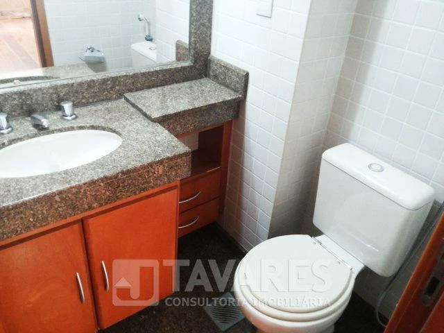 Home office in a 2-bedroom apartment, 72 m² — photo 8