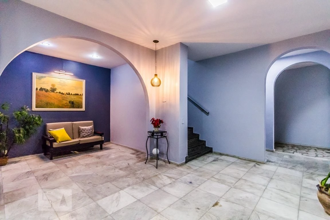 2-bedroom rental apartment with 1 bathroom and parking — photo 8