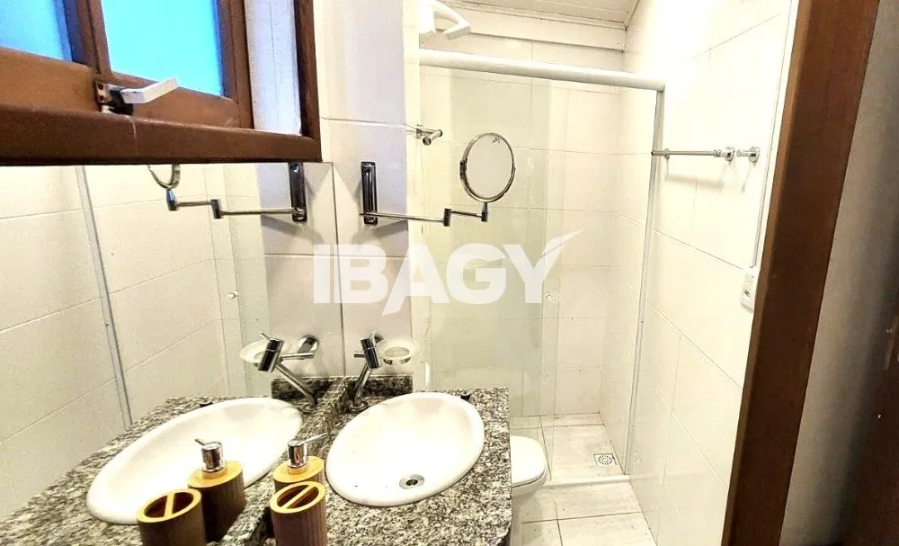 Furnished house, 280 m², with a washing machine — photo 32