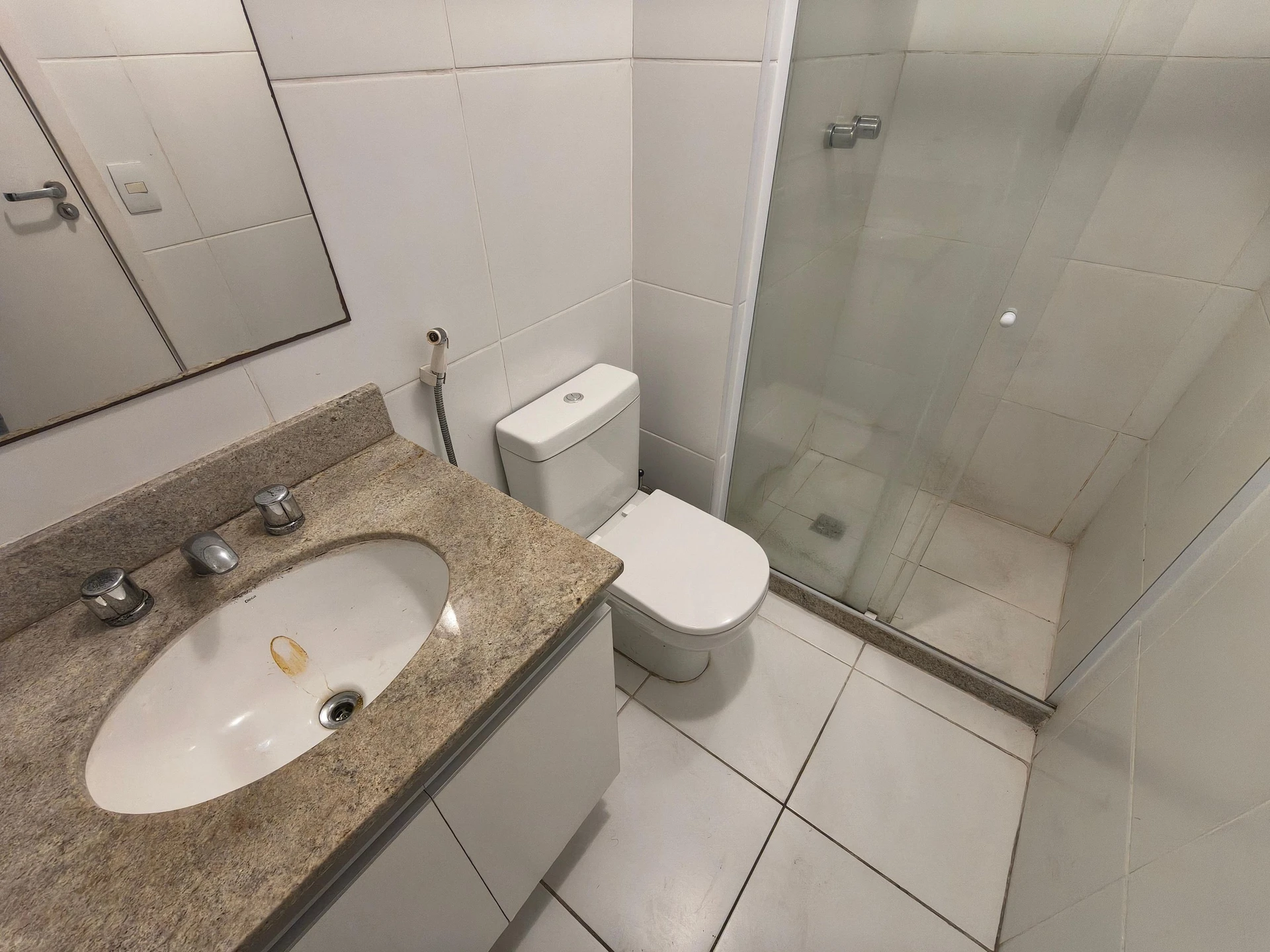 Apartamento de aluguel com 2 quartos e varanda — photo 13