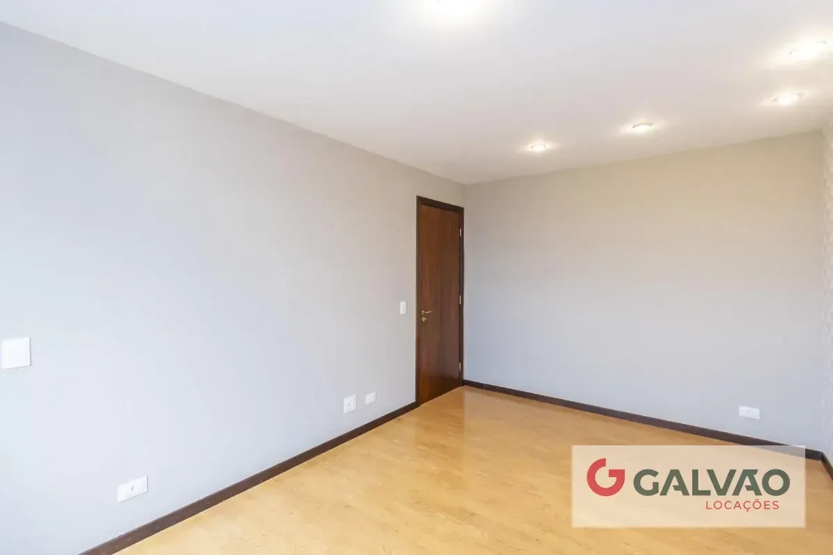 Apartment, 180 m², with a bathtub — photo 7