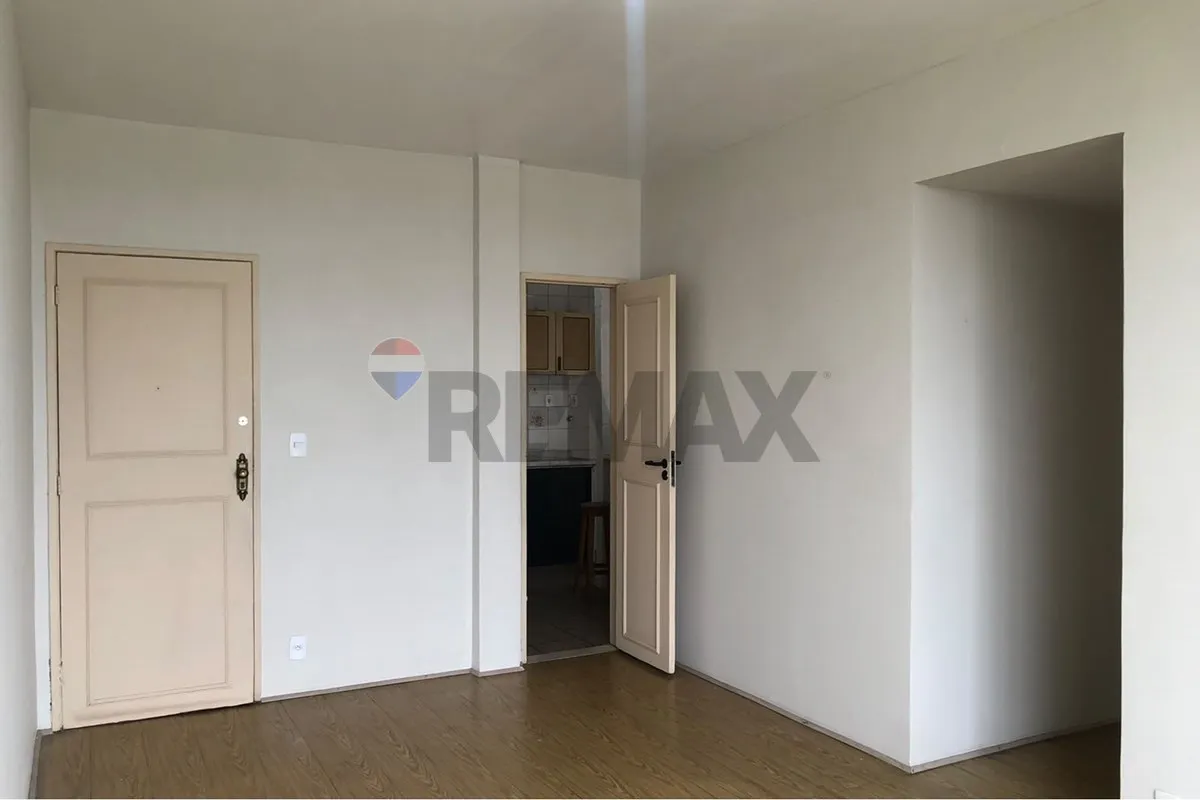 63 m² apartment with a washing machine and a bathtub — photo 30