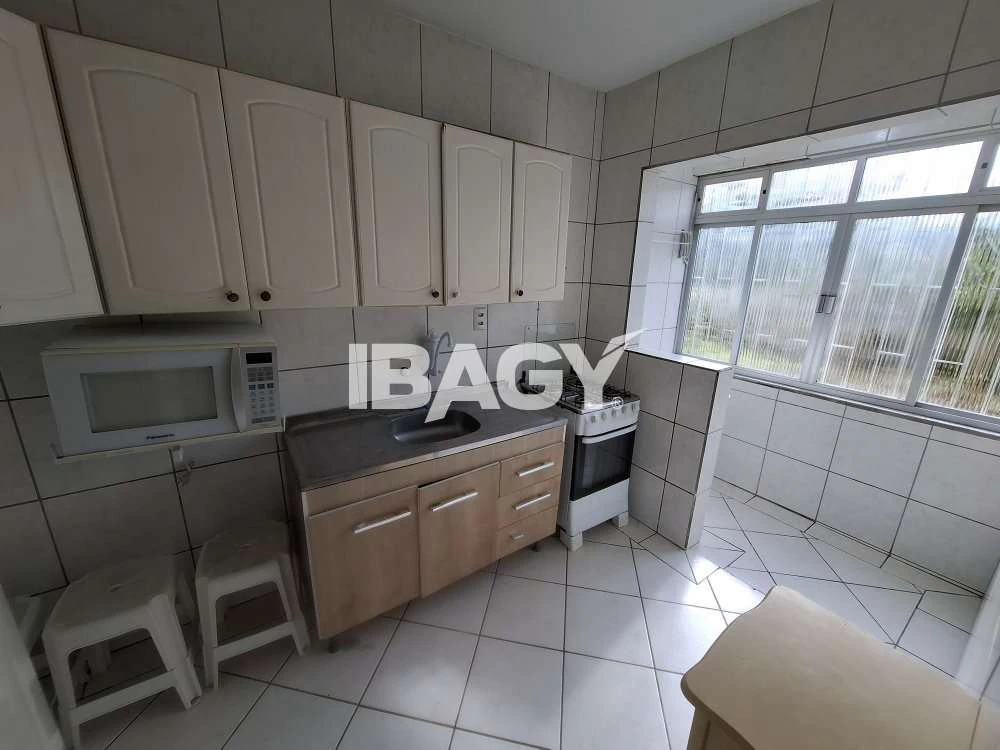 2-bedroom 48 m² apartment with a closed kitchen — photo 2
