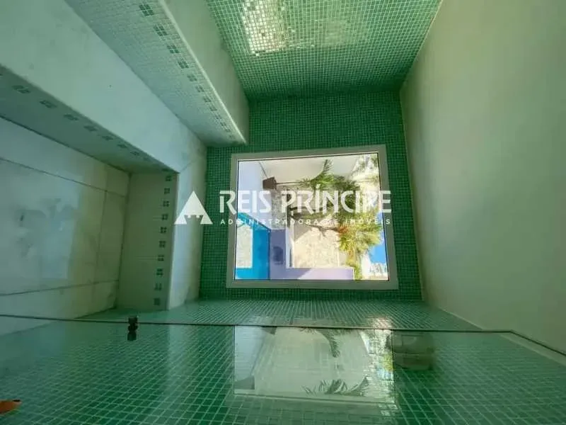 Duplex house with 5 bedrooms and a glass-enclosed balcony — photo 30