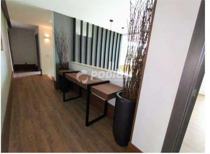 Casa mobiliada com 5 suítes e 13 banheiros — photo 27