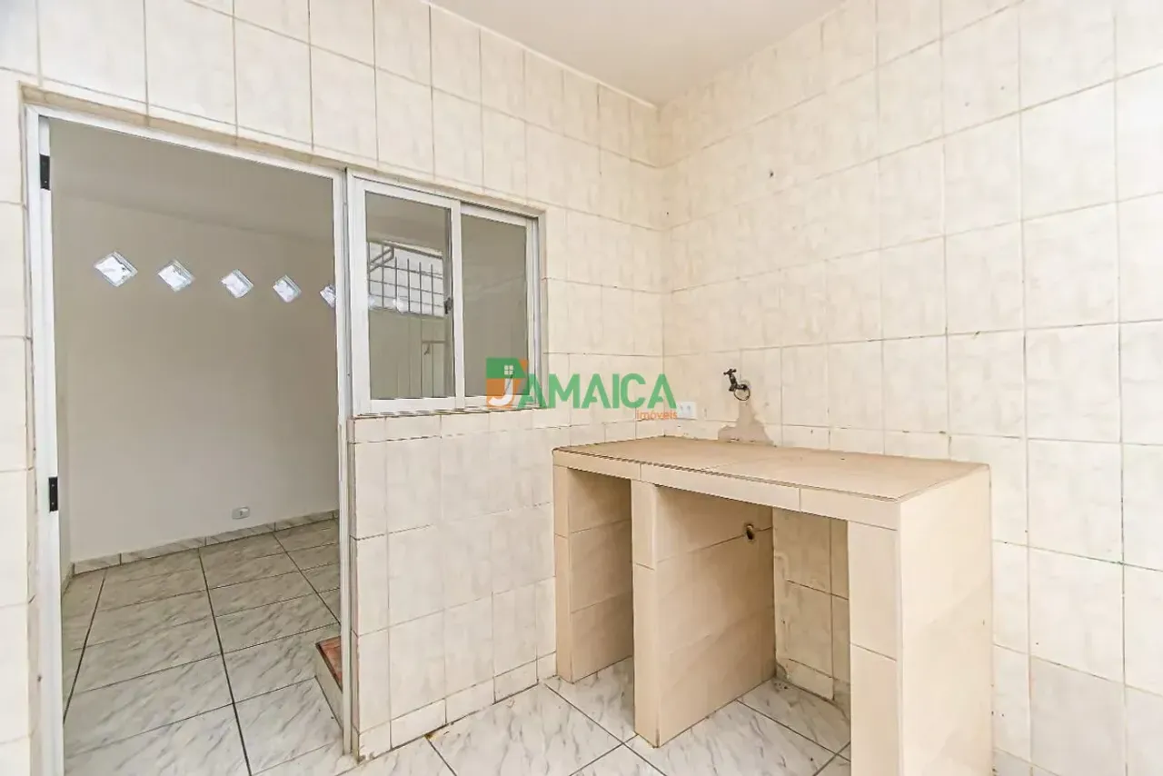 Unfurnished 101 m² house with 3 bedrooms and 3 parking — photo 8