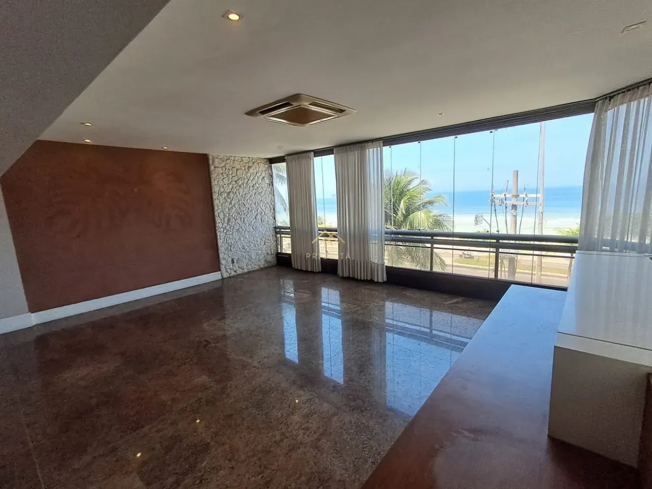 Floor-to-ceiling windows in a 4-bedroom apartment, 235 m² — photo 15