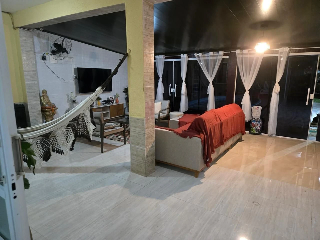 Furnished house with 5 bedrooms, private yard — photo 15