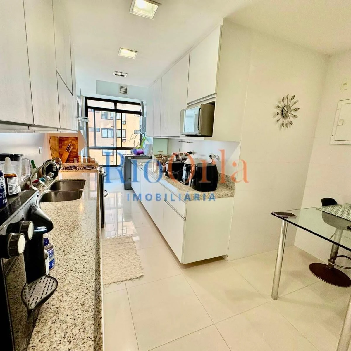 3-bedroom apartment with balcony and 160 m² — photo 12