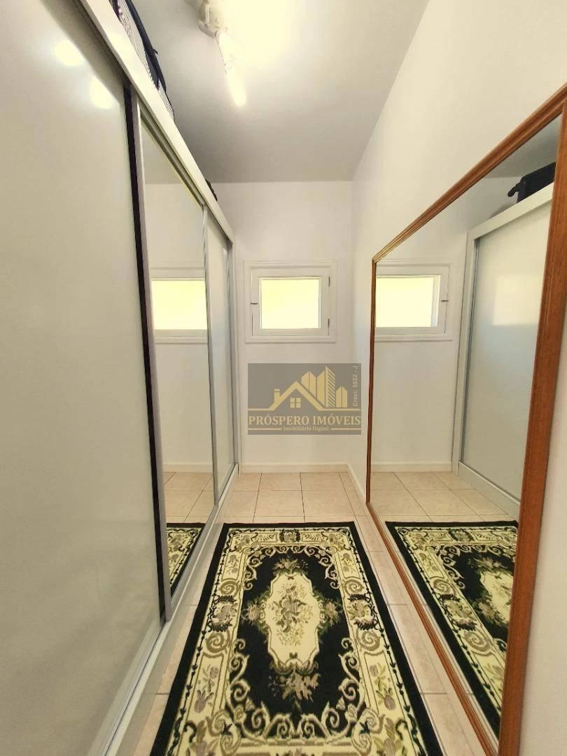 Casa de 5 dormitorios con balcón cerrado con vidrio — photo 41