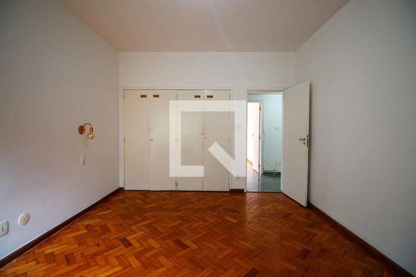 4-bedroom apartment 160 m² with 3 bathrooms — photo 15