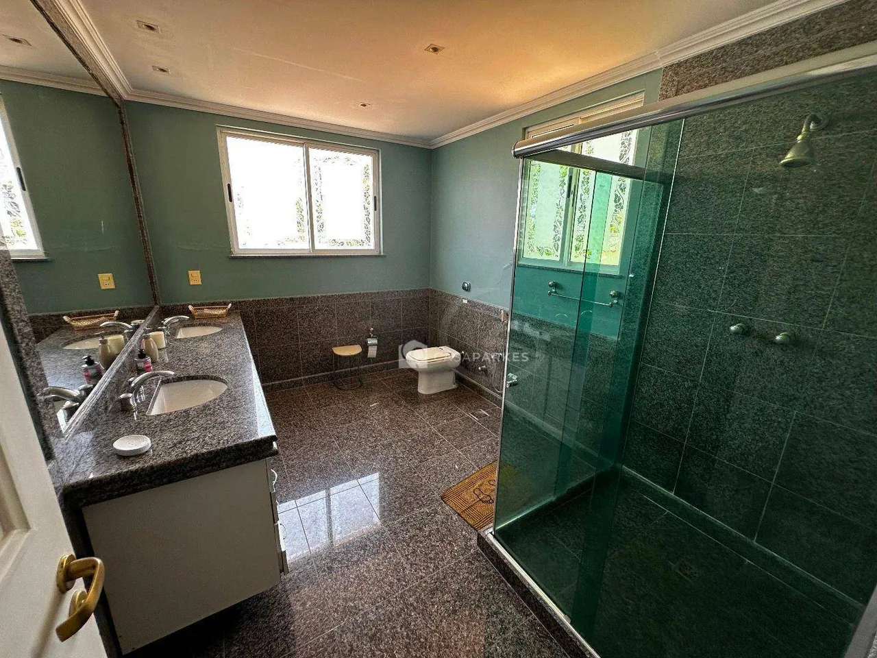 Furnished house with 5 bedrooms and 1200 m² gas kitchen — photo 14