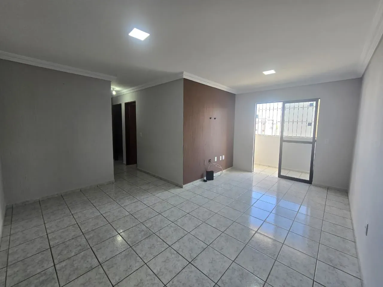 3-bedroom apartment, 1 with its own bathroom, 74 m² — photo 8