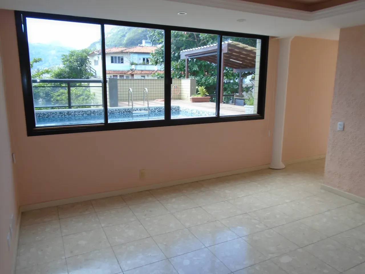 Apartamento, 302 m², com janelas do piso ao teto — photo 38