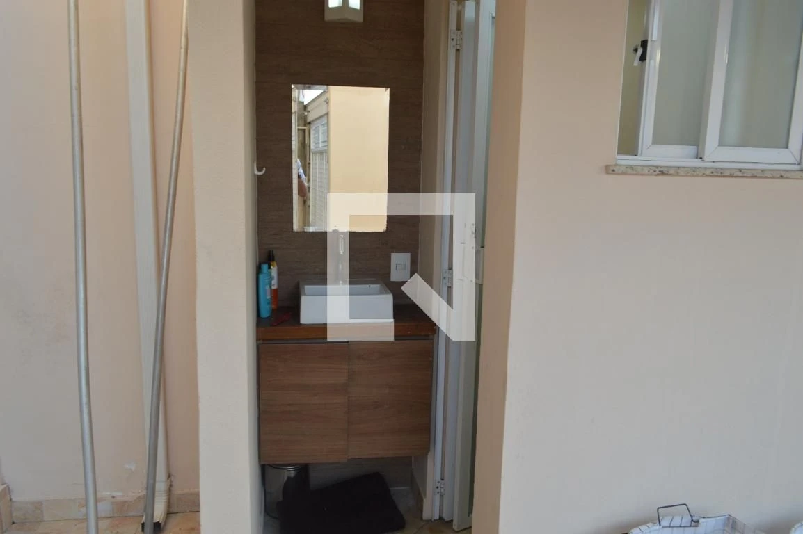 Casa de 5 quartos com 3 suítes e varanda fechada — photo 61