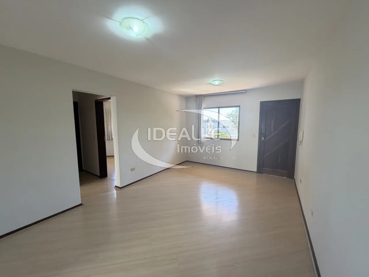 Apartment with a separate kitchen and 2 bedrooms — photo 2