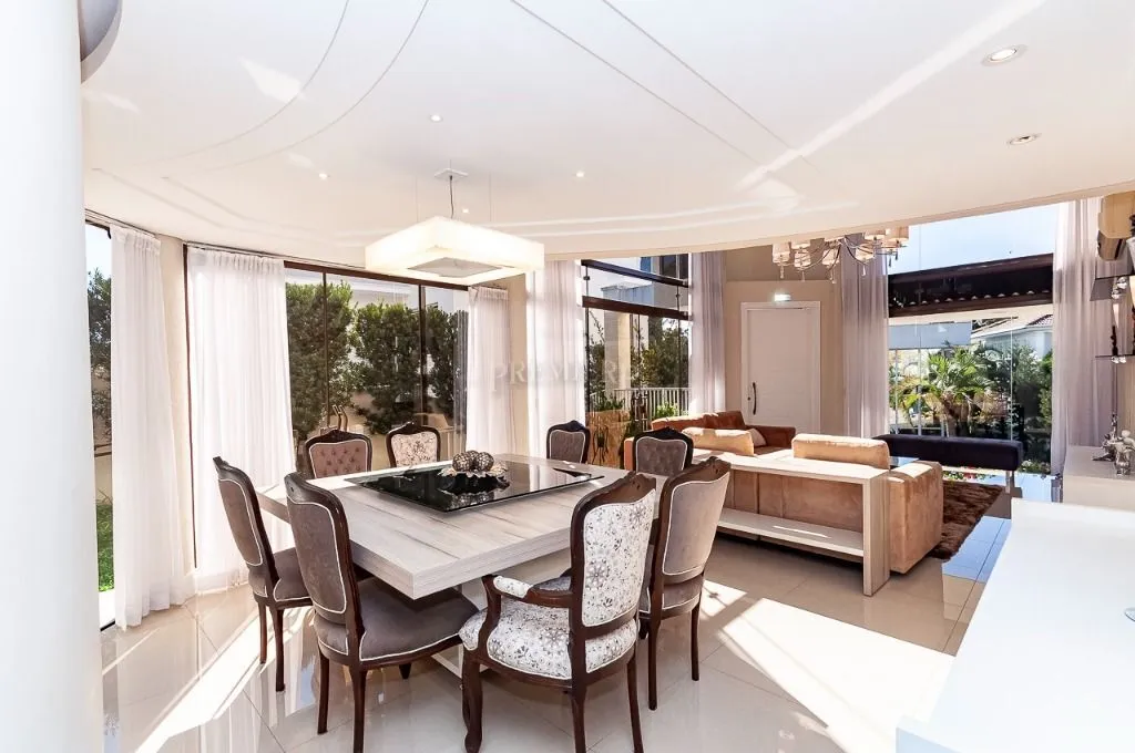 Furnished house with 4 bedrooms across 1167 m² and 8 spots — photo 58