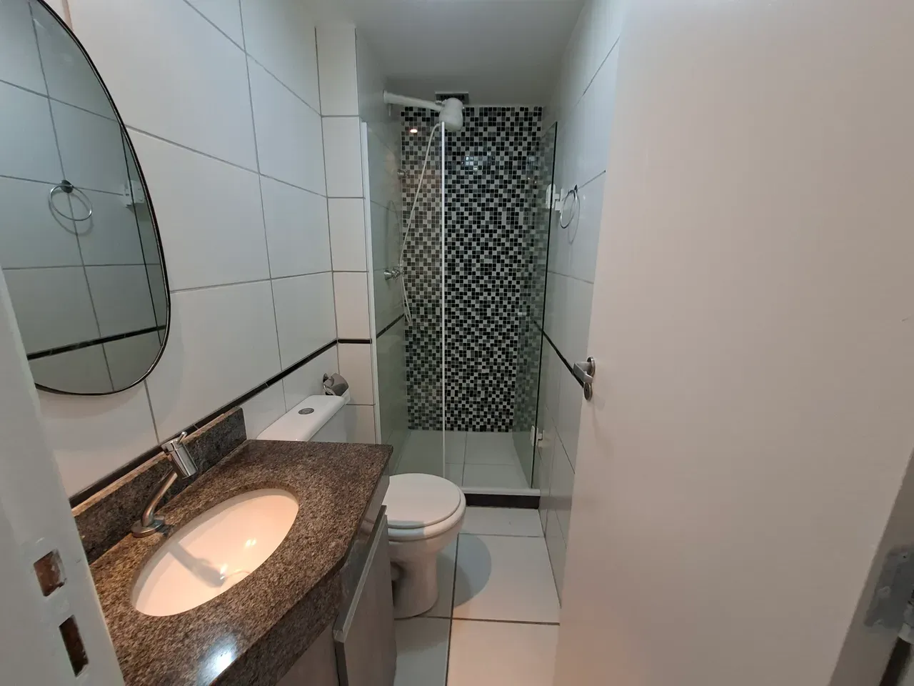 2-bedroom apartment with suite and private garden — photo 29