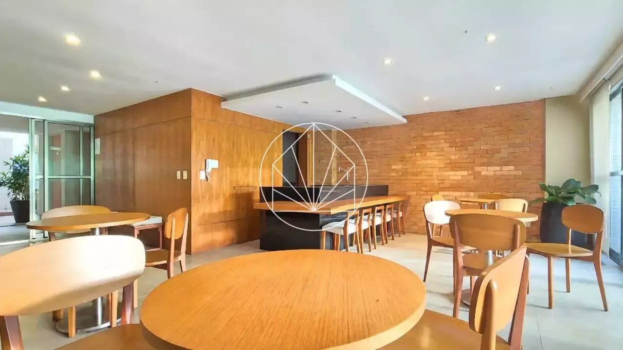2-bedroom apartment with a washing machine — photo 8