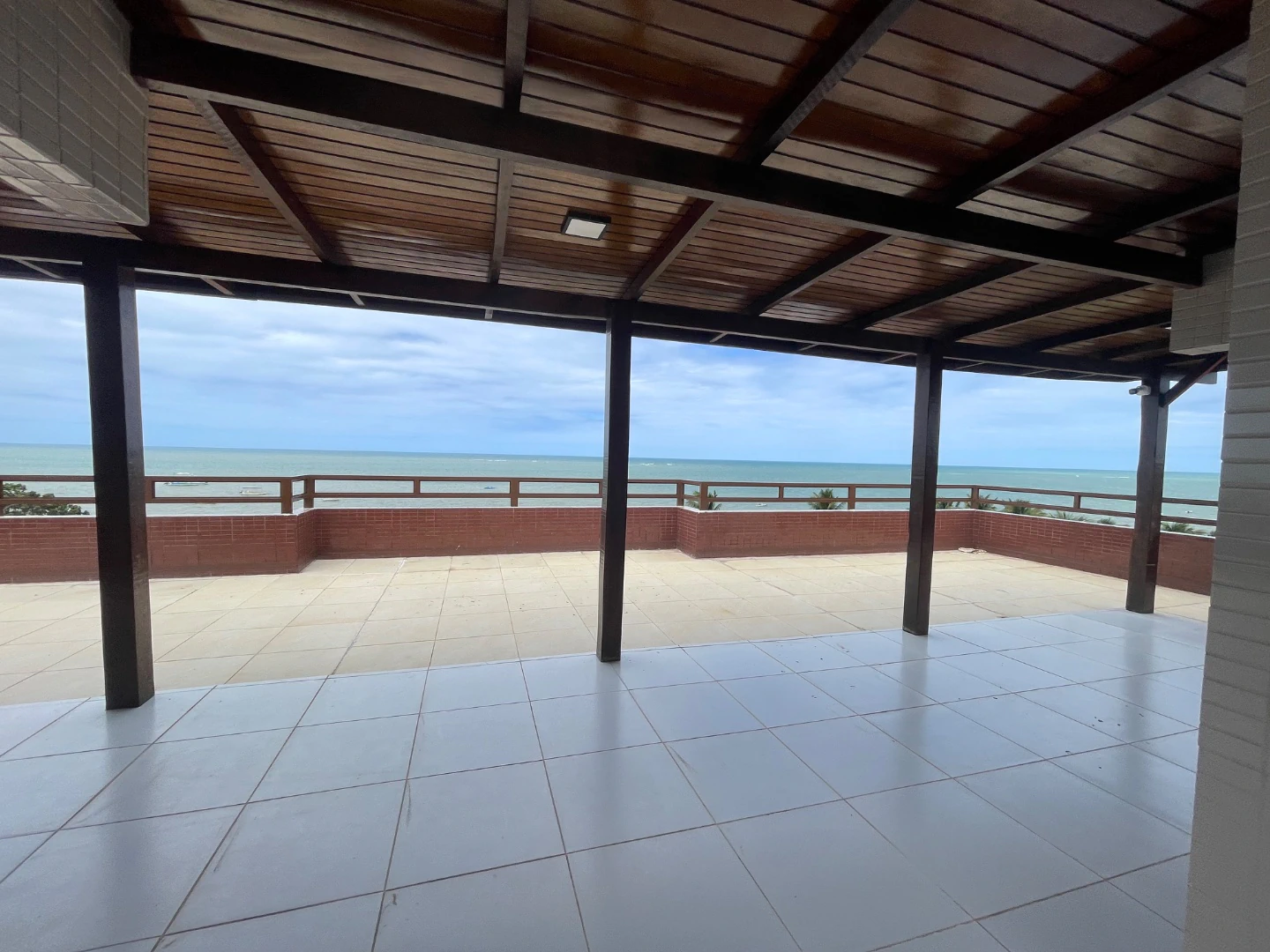 Apartment, 65 m², with a water view — photo 3