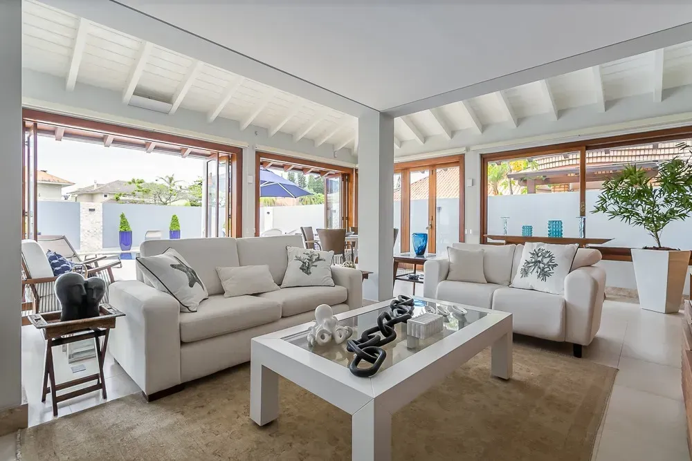 Furnished house with 7 bedrooms and 700 m² — photo 12